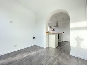 Red Barn Road- click for photo gallery